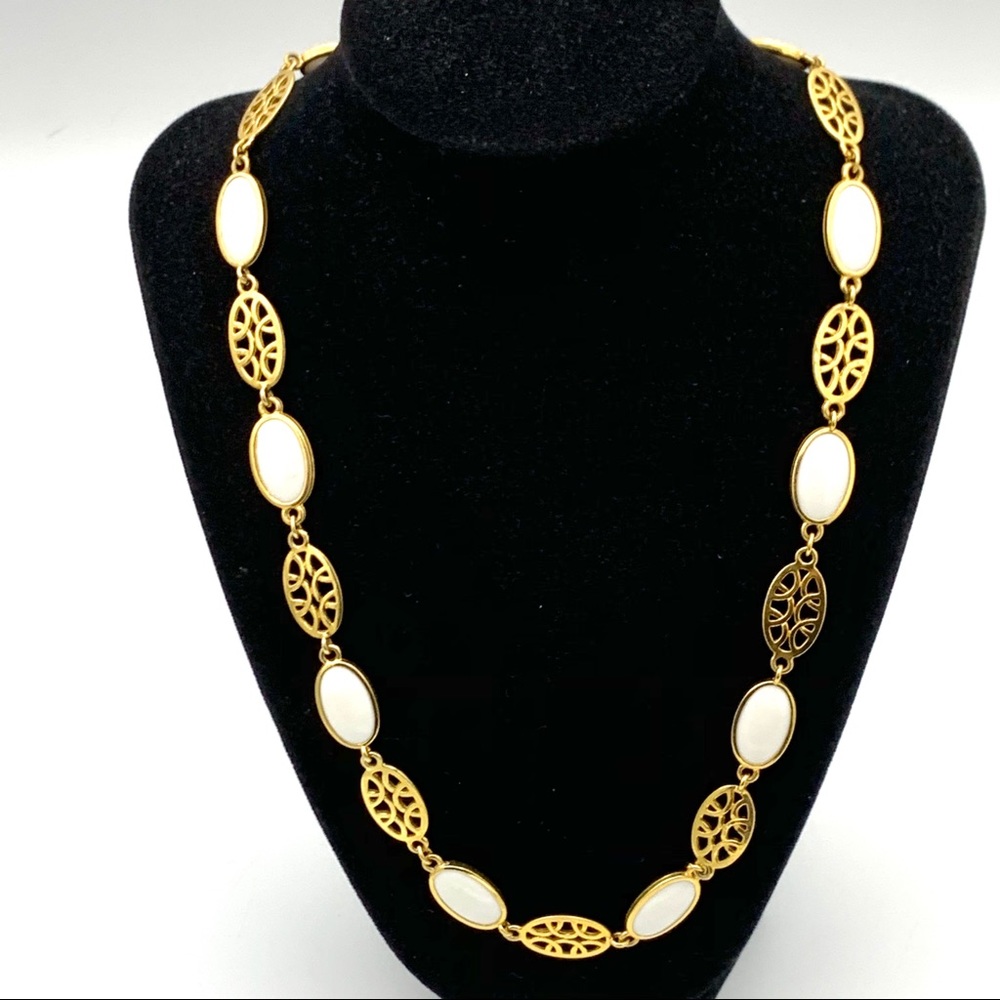 Vintage Necklace White Gold Spring Summer